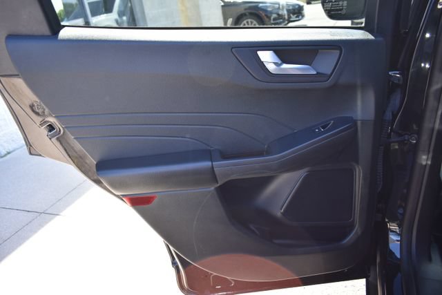 Used 2023 Ford Escape ST-Line AWD/4WD image 34