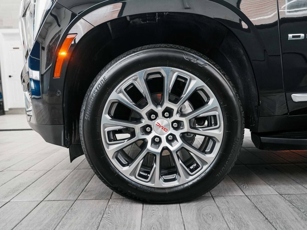 Used 2025 GMC Yukon XL Denali image 9