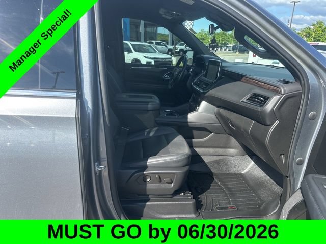 Used 2022 Chevrolet Tahoe LT w/ Luxury Package AWD/4WD image 34