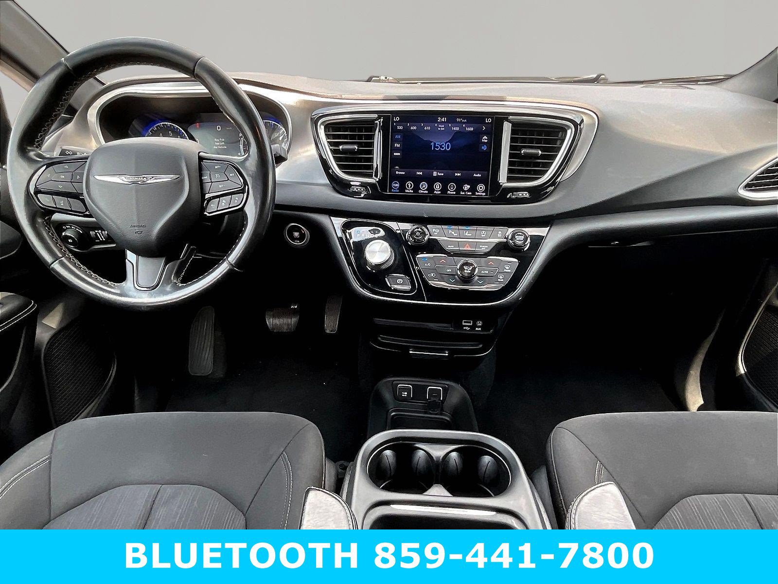 Used 2019 Chrysler Pacifica Touring Plus w/ Advanced Safetytec Group FWD image 7