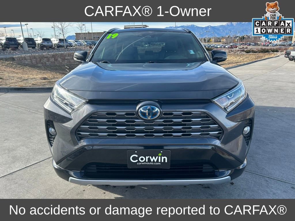 Used 2019 Toyota RAV4 XSE image 2