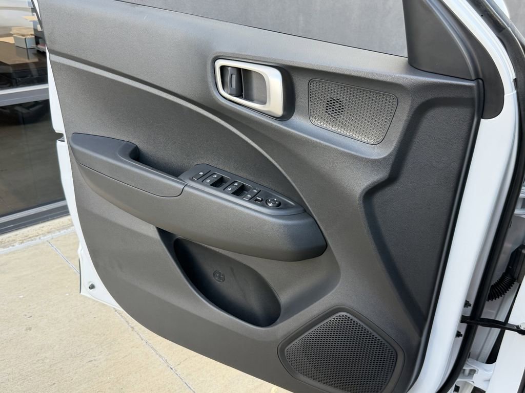 New 2026 Hyundai Venue SEL image 21