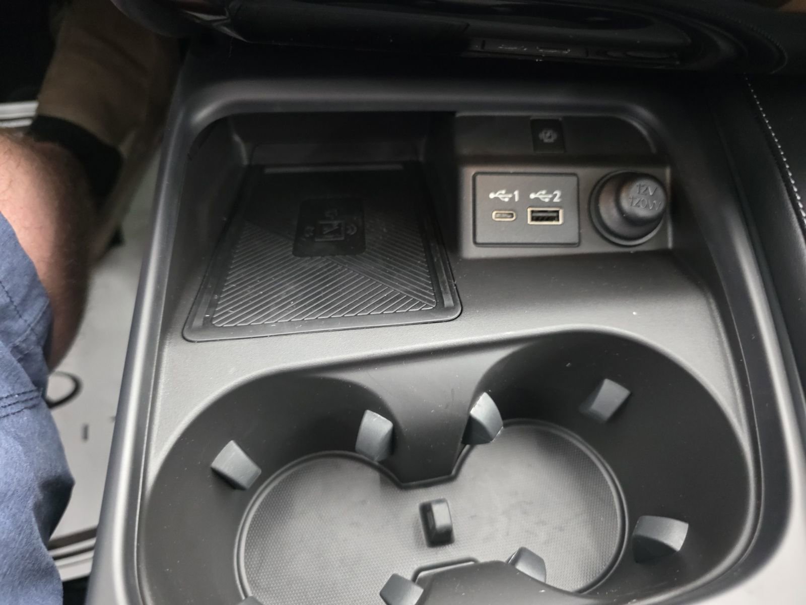 New 2025 INFINITI QX50 Luxe image 29