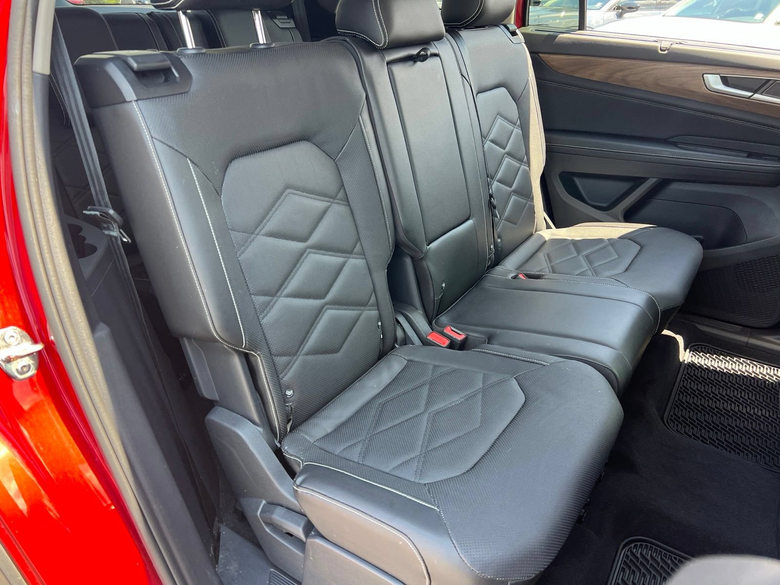 Used 2024 Volkswagen Atlas SE FWD image 35