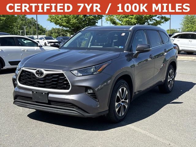 Used 2023 Toyota Highlander XLE FWD image 5