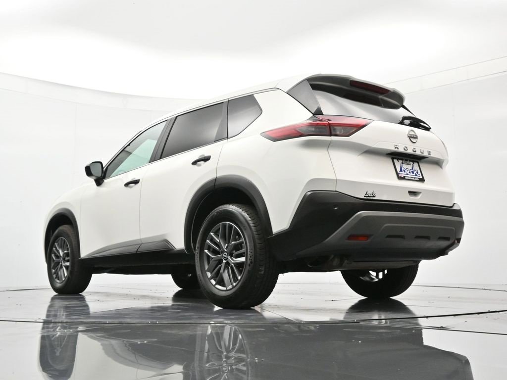 Certified 2023 Nissan Rogue S image 42