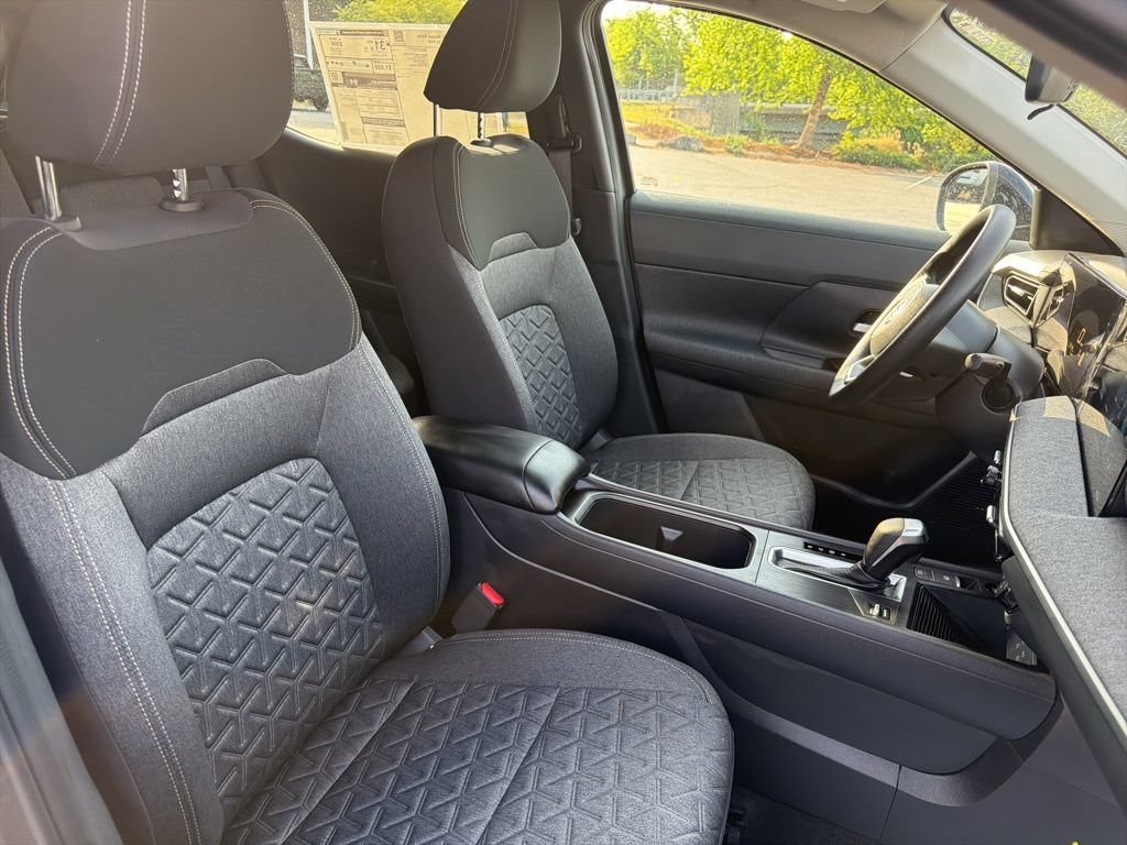 New 2026 Nissan Kicks SV w/ Charging Package FWD image 14