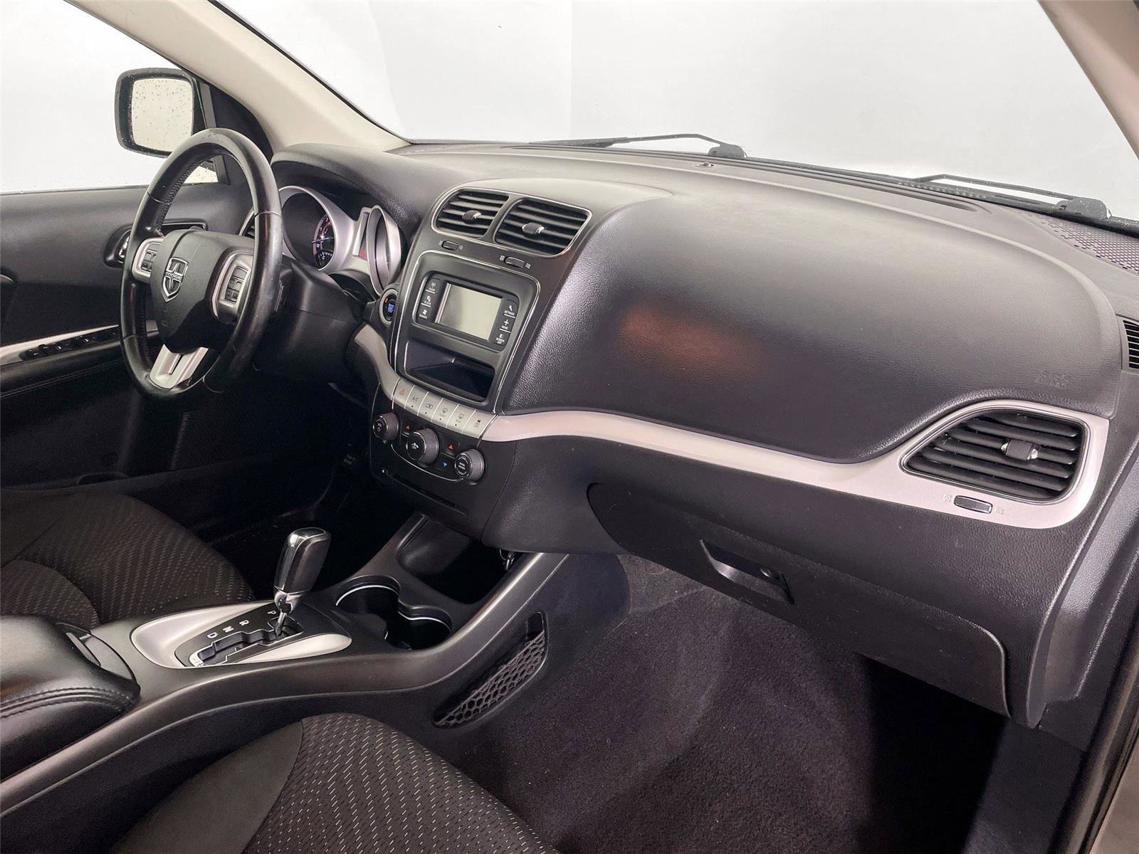 Used 2019 Dodge Journey SE w/ Premium Group FWD image 27