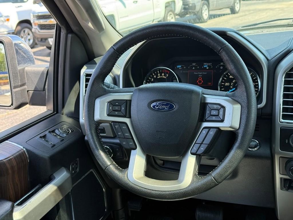 Used 2016 Ford F150 Lariat w/ Equipment Group 502A Luxury AWD/4WD image 13