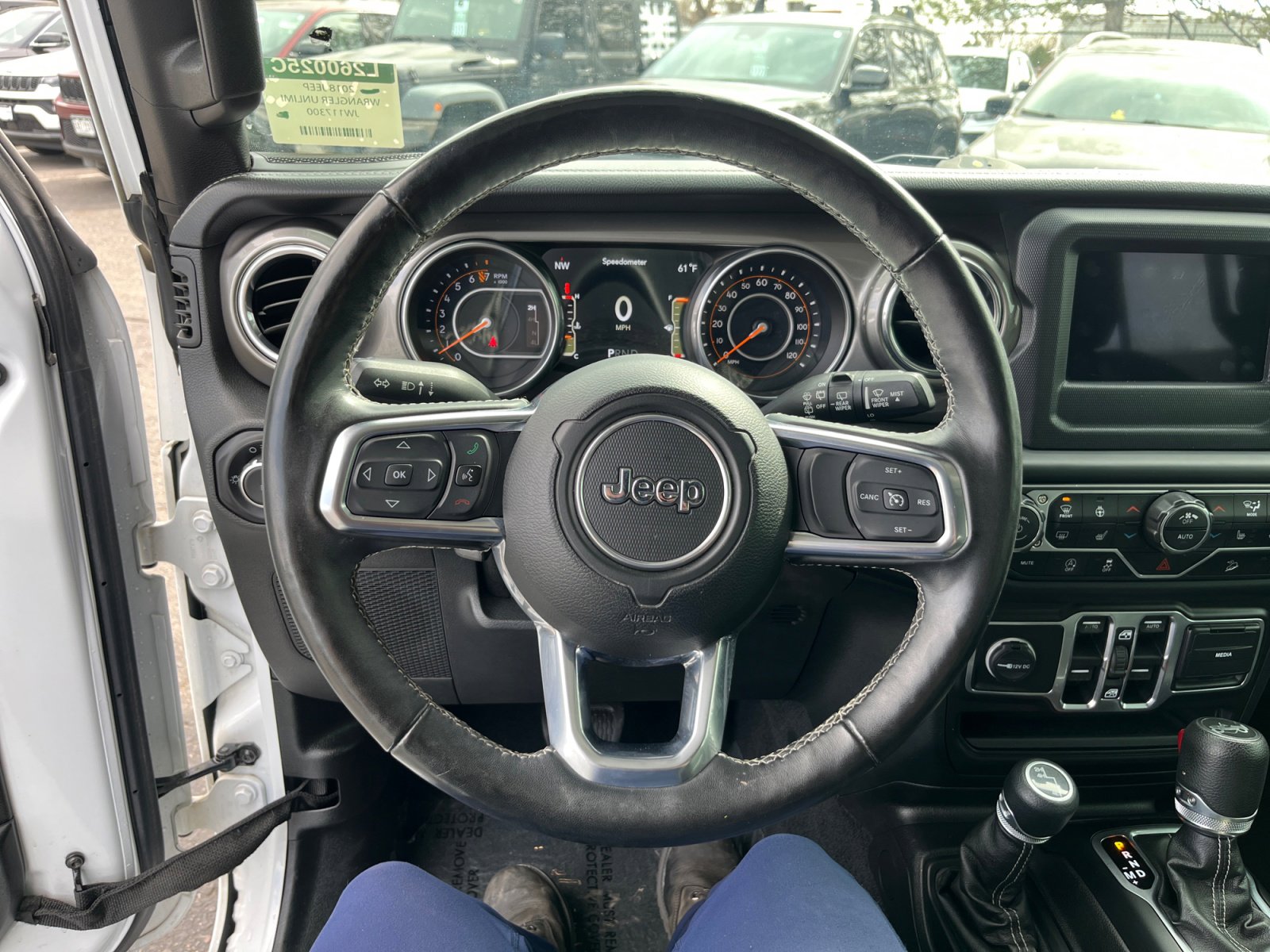 Used 2018 Jeep Wrangler Unlimited Sahara image 9