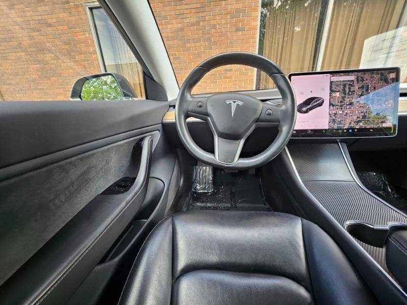 Used 2018 Tesla Model 3 Long Range AWD/4WD image 4
