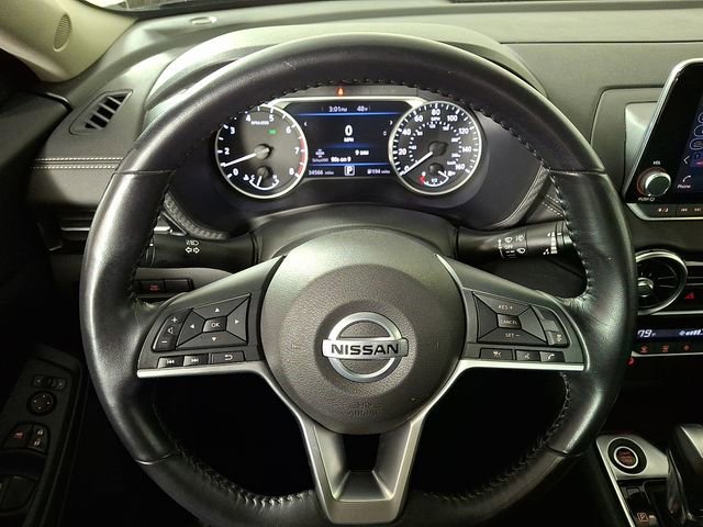 Used 2020 Nissan Sentra SV image 18