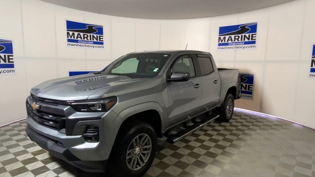 Used 2024 Chevrolet Colorado LT w/ LT Convenience Package III AWD/4WD image 6