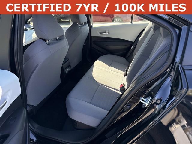 Used 2025 Toyota Corolla SE image 16