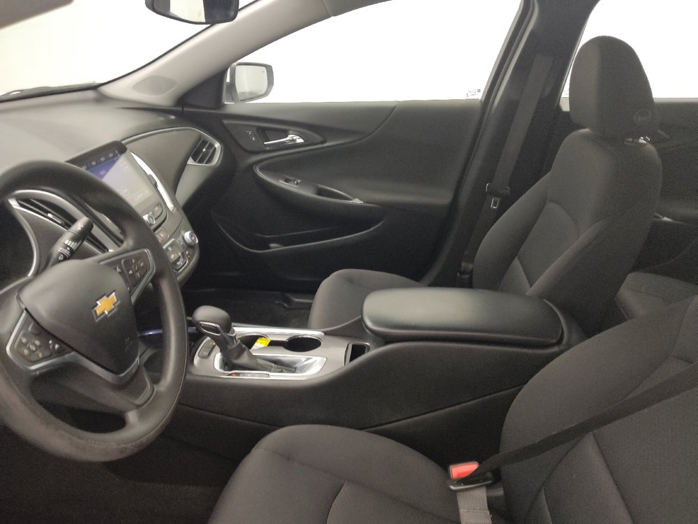 Used 2021 Chevrolet Malibu LS w/ Driver Confidence Package II image 17