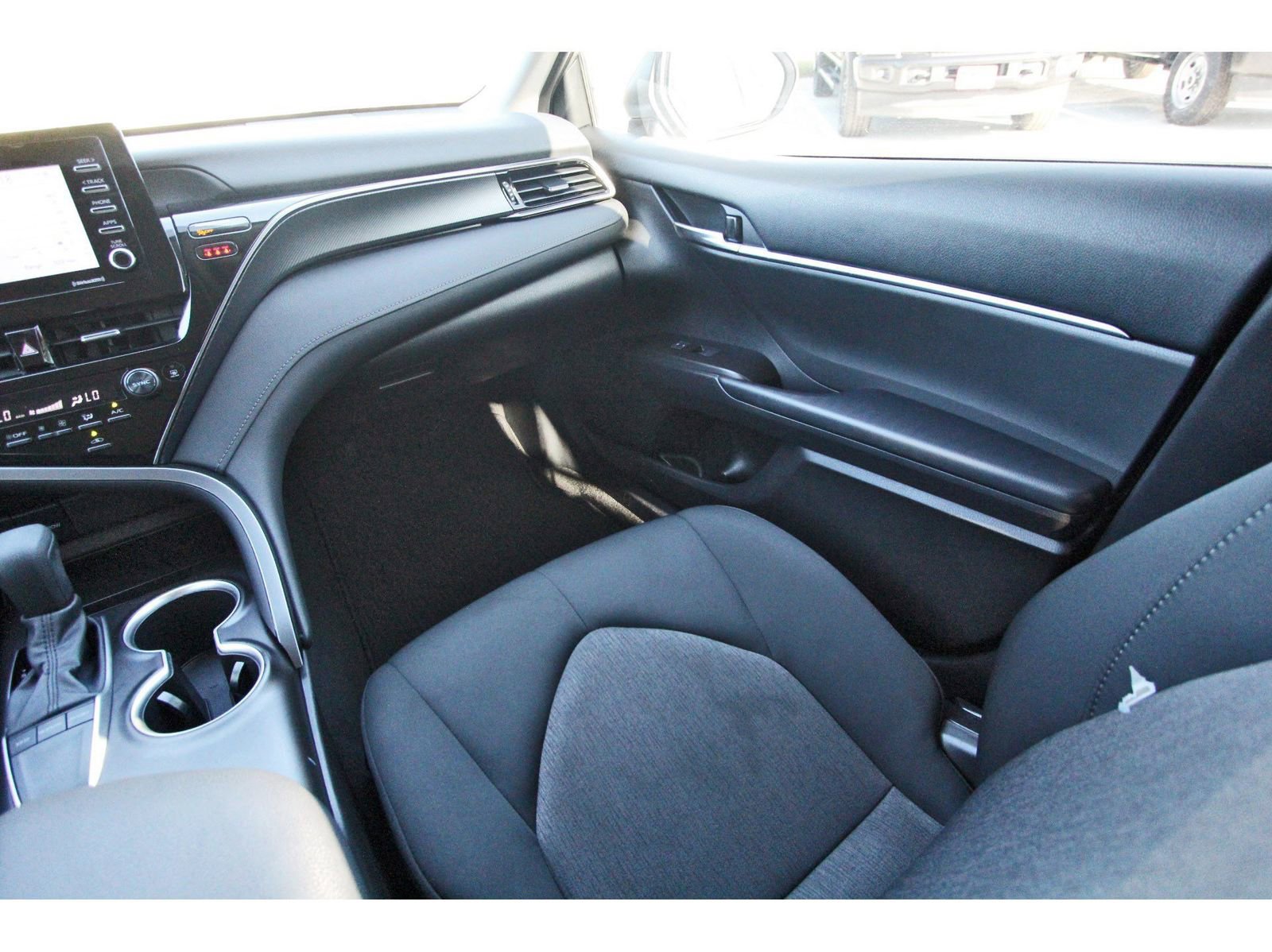 Used 2023 Toyota Camry LE image 13