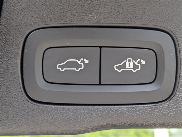 New 2025 Volvo XC60 T8 Plus w/ Climate Package image 14