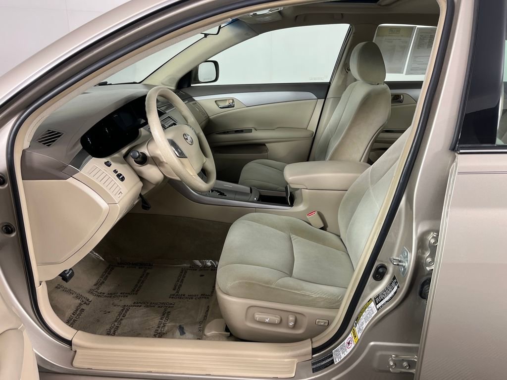 Used 2006 Toyota Avalon XL image 18