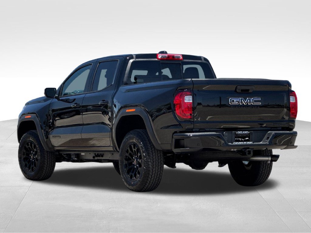 New 2026 GMC Canyon Elevation w/ LPO, Black Badging Package RWD image 3