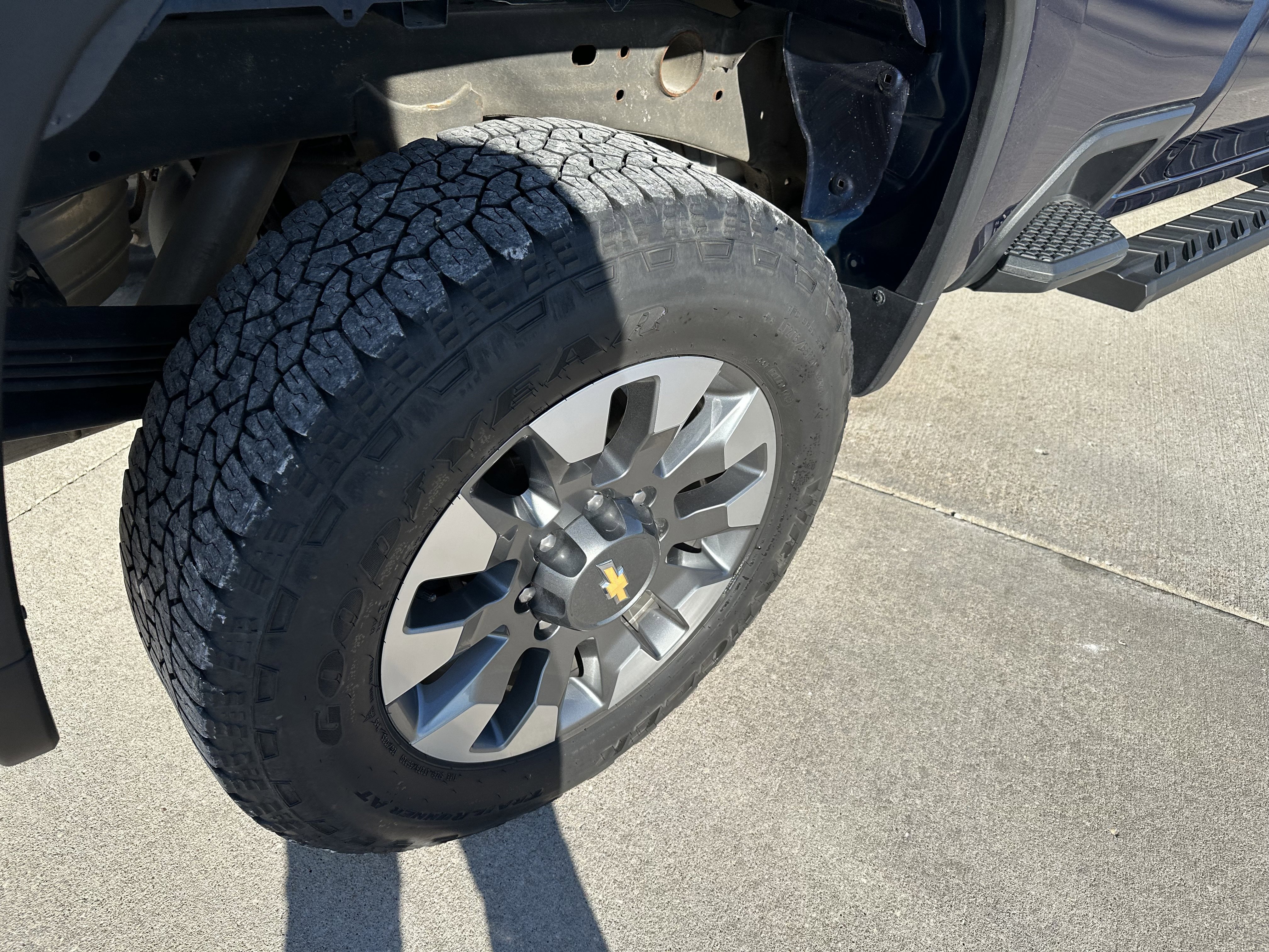 Used 2022 Chevrolet Silverado 2500 Custom w/ Custom Convenience Package image 17