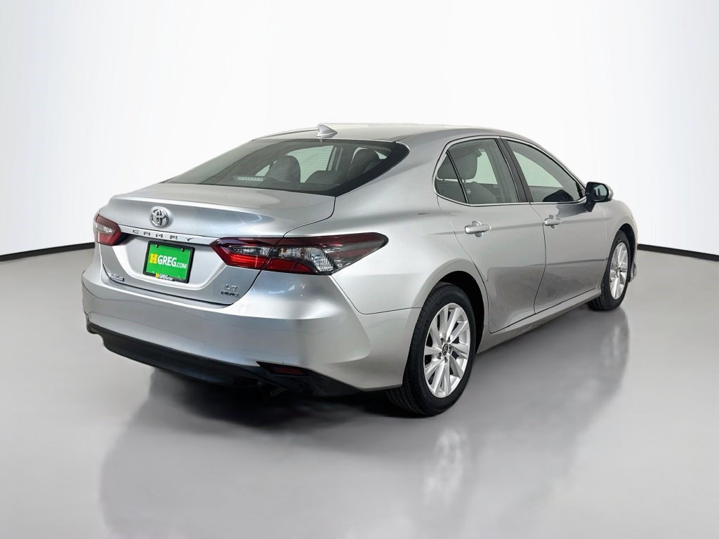 Used 2022 Toyota Camry LE AWD/4WD image 10