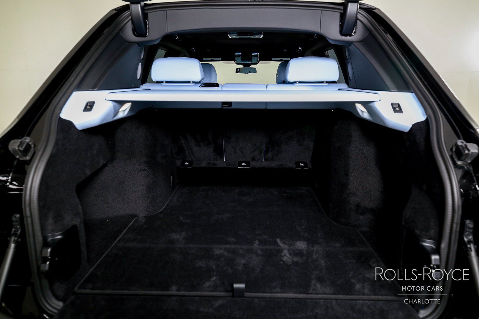 New 2027 Rolls-Royce Cullinan Black Badge AWD/4WD image 25