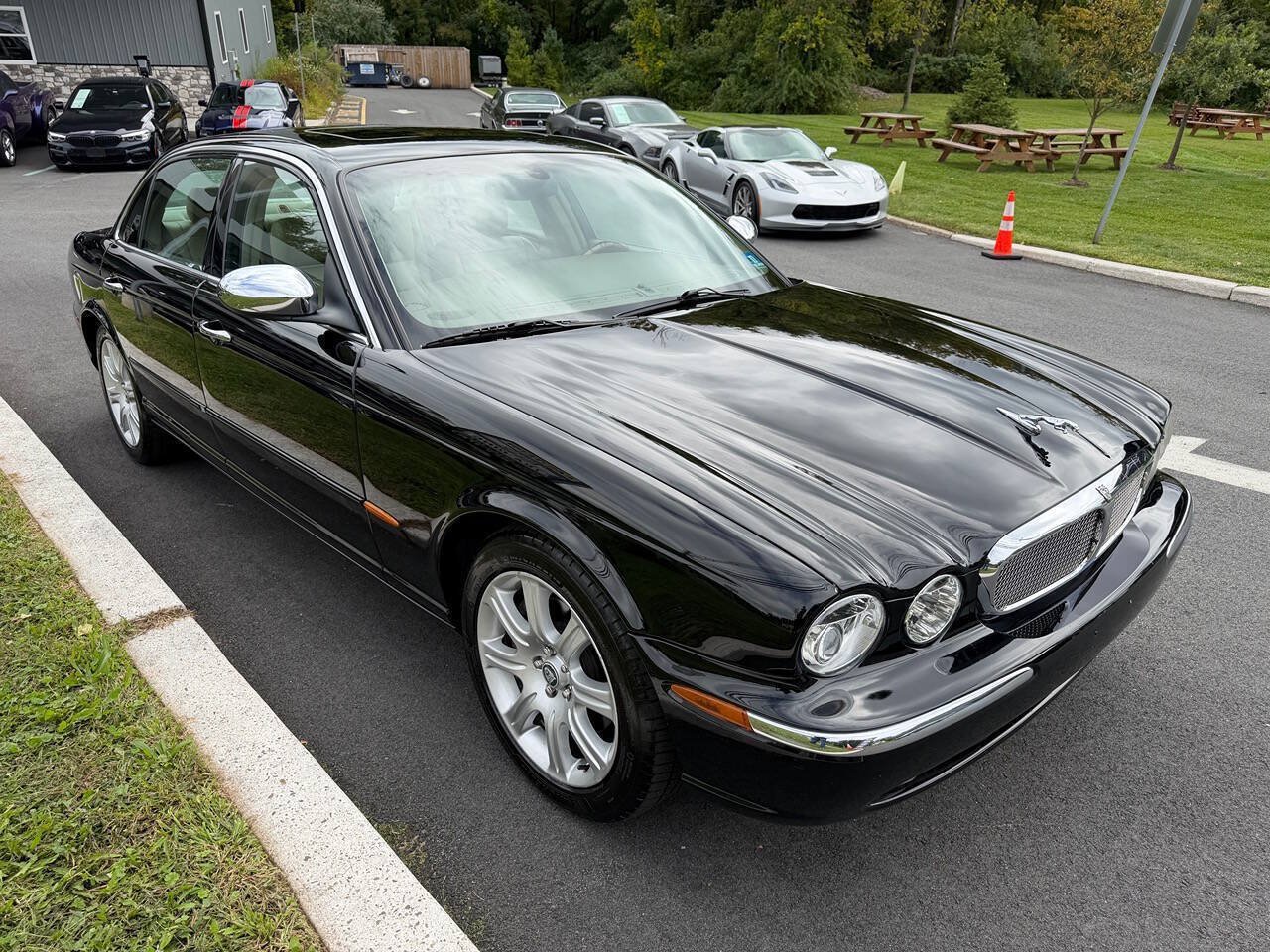 Used 2005 Jaguar XJ8 RWD image 8