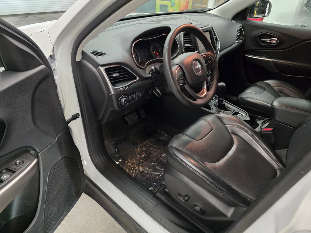 Certified 2022 Jeep Cherokee Latitude Lux FWD image 15