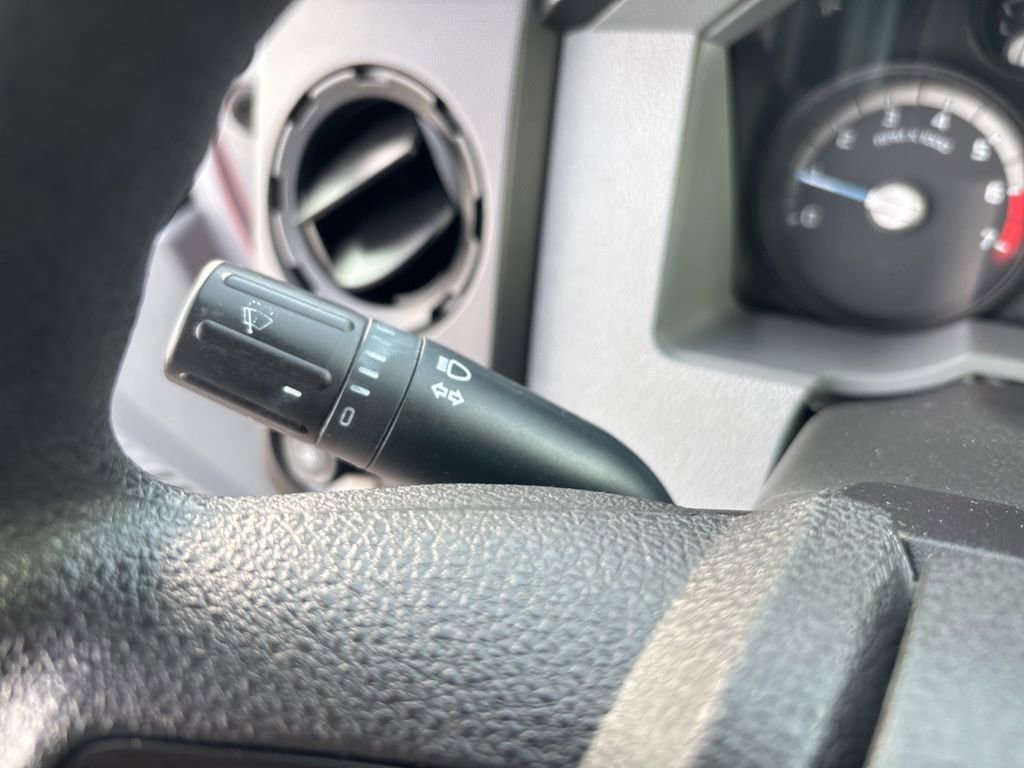 Used 2015 Ford F350 XL image 24