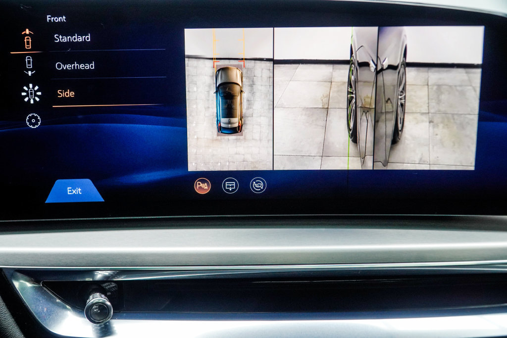 Used 2024 Cadillac Lyriq Luxury RWD image 31