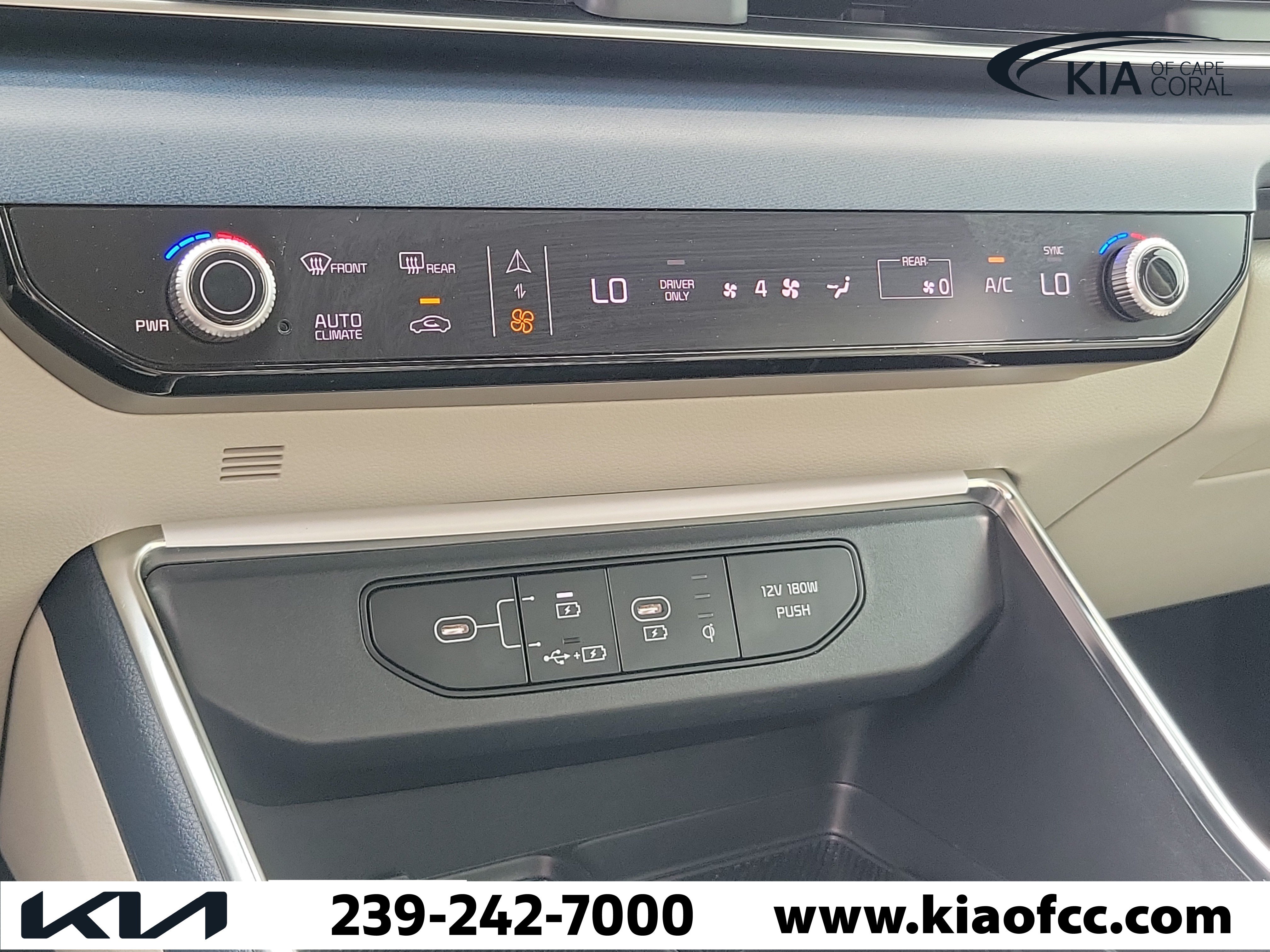Certified 2025 Kia Carnival EX FWD image 36