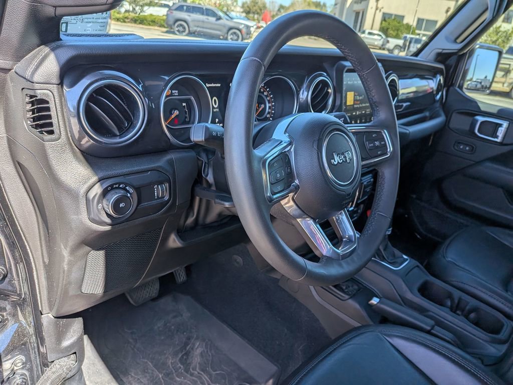 Used 2023 Jeep Wrangler Altitude image 29