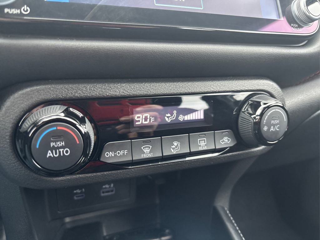 Used 2024 Nissan Kicks SR image 28