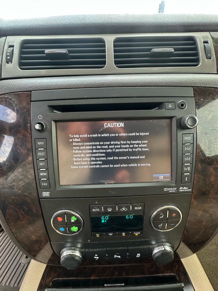 Used 2014 GMC Yukon XL Denali image 15