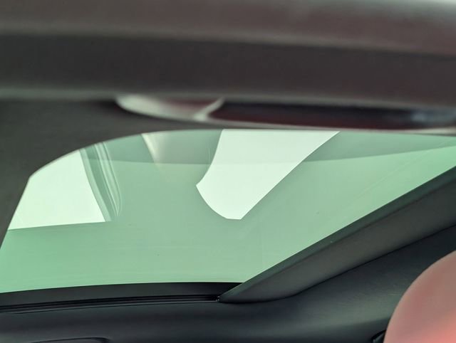 Used 2018 Kia Stinger GT1 image 13