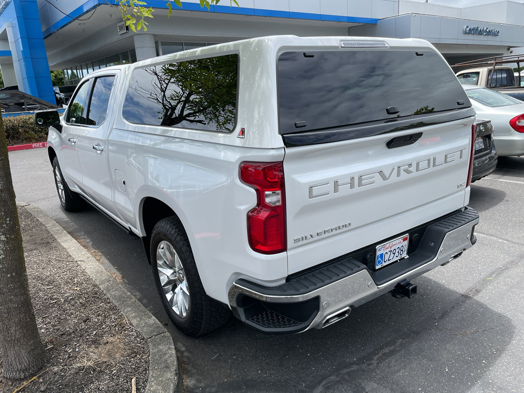 Used 2021 Chevrolet Silverado 1500 LTZ w/ LTZ Premium Package AWD/4WD image 6