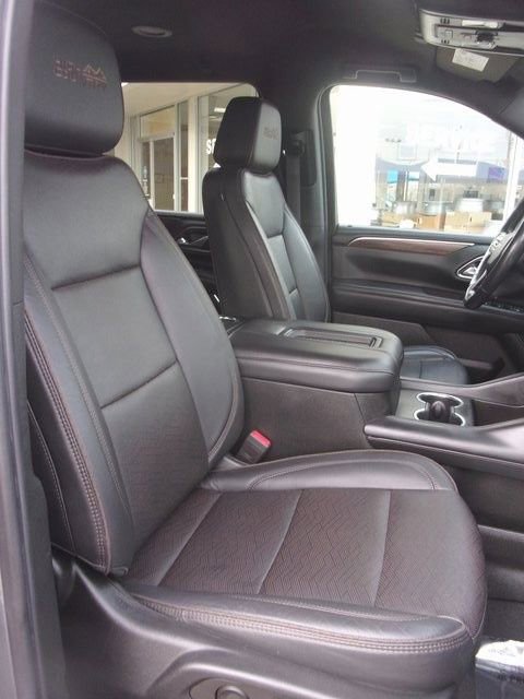 Used 2021 Chevrolet Suburban High Country image 39