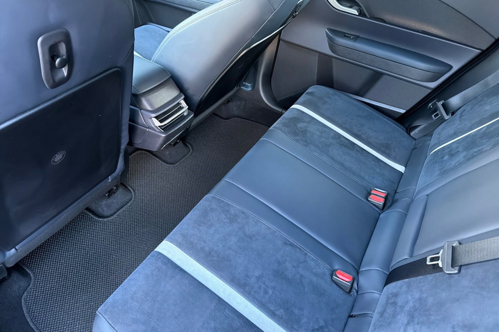 Used 2023 Fisker Ocean One image 15