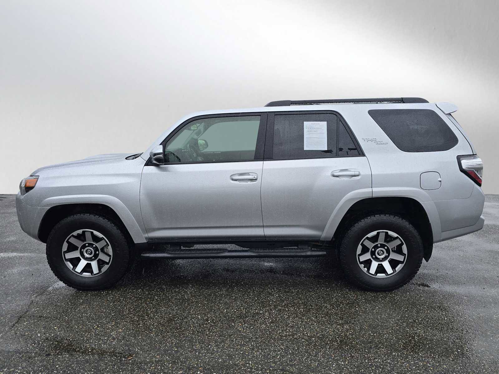 Certified 2023 Toyota 4Runner TRD Off-Road Premium w/ Moonroof Package image 6