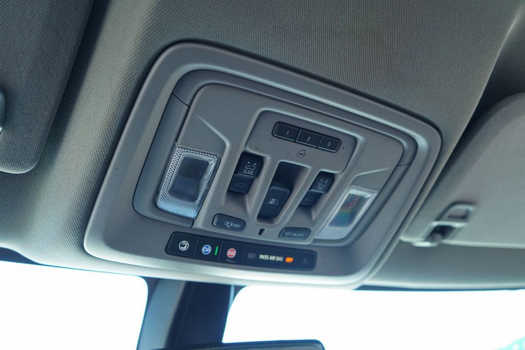 Used 2021 Chevrolet Silverado 1500 LT Trail Boss w/ Convenience Package II AWD/4WD image 31