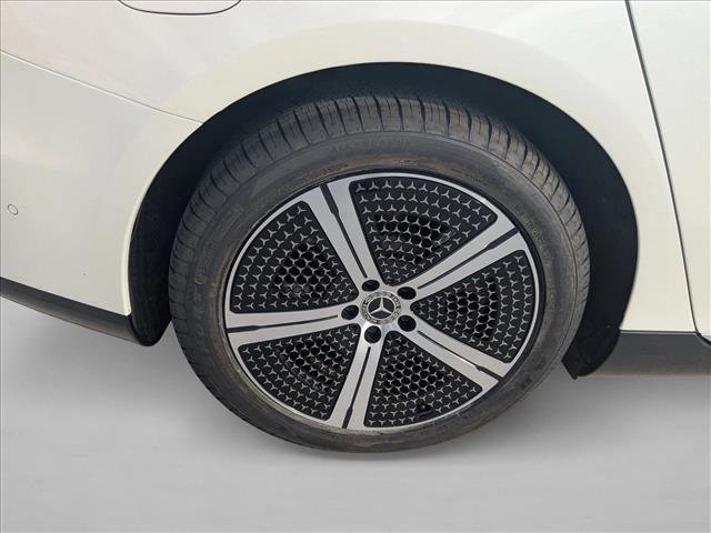 Used 2022 Mercedes-Benz EQS 450+ Sedan image 24