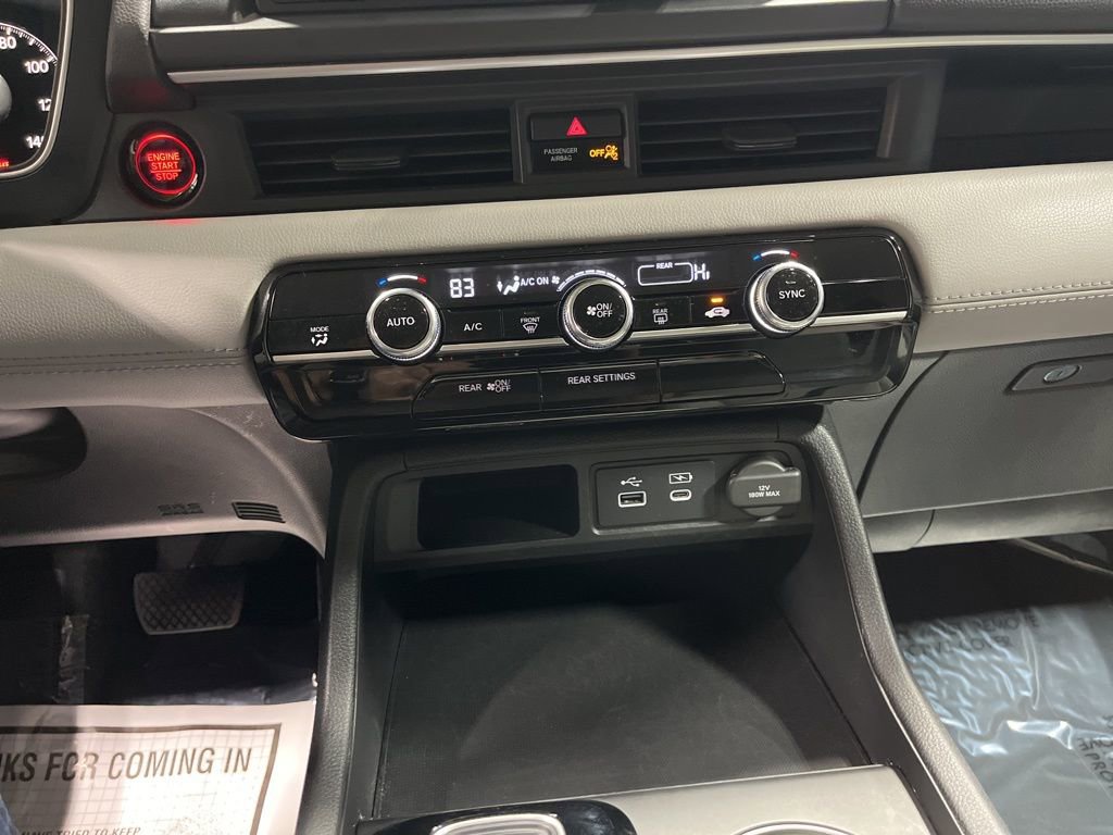 Used 2023 Honda Pilot LX image 26