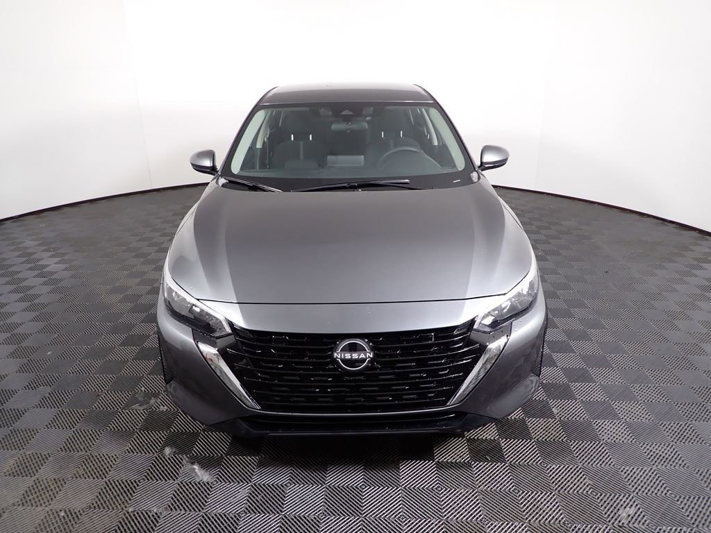 Used 2025 Nissan Sentra SV w/ All-Weather Package image 8