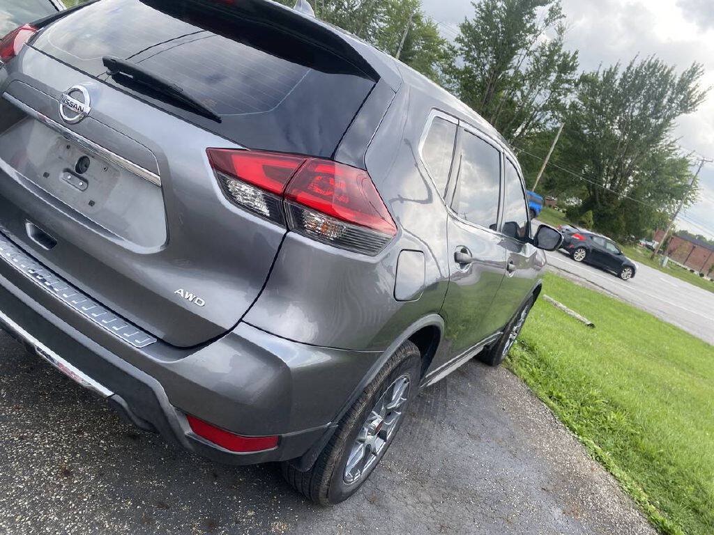 Used 2019 Nissan Rogue S AWD/4WD image 4
