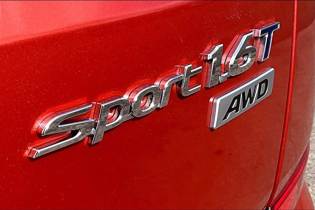 Used 2016 Hyundai Tucson Sport image 11