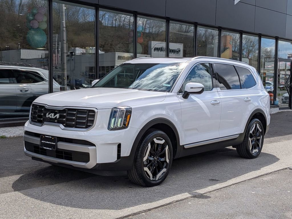 Used 2023 Kia Telluride S w/ S Sunroof Package image 1