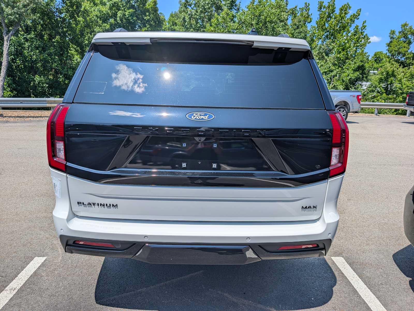 New 2027 Ford Expedition Max Platinum w/ Stealth Appearance Package AWD/4WD image 8