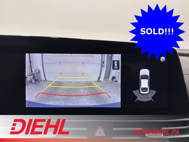 Used 2021 Hyundai Elantra Limited image 29