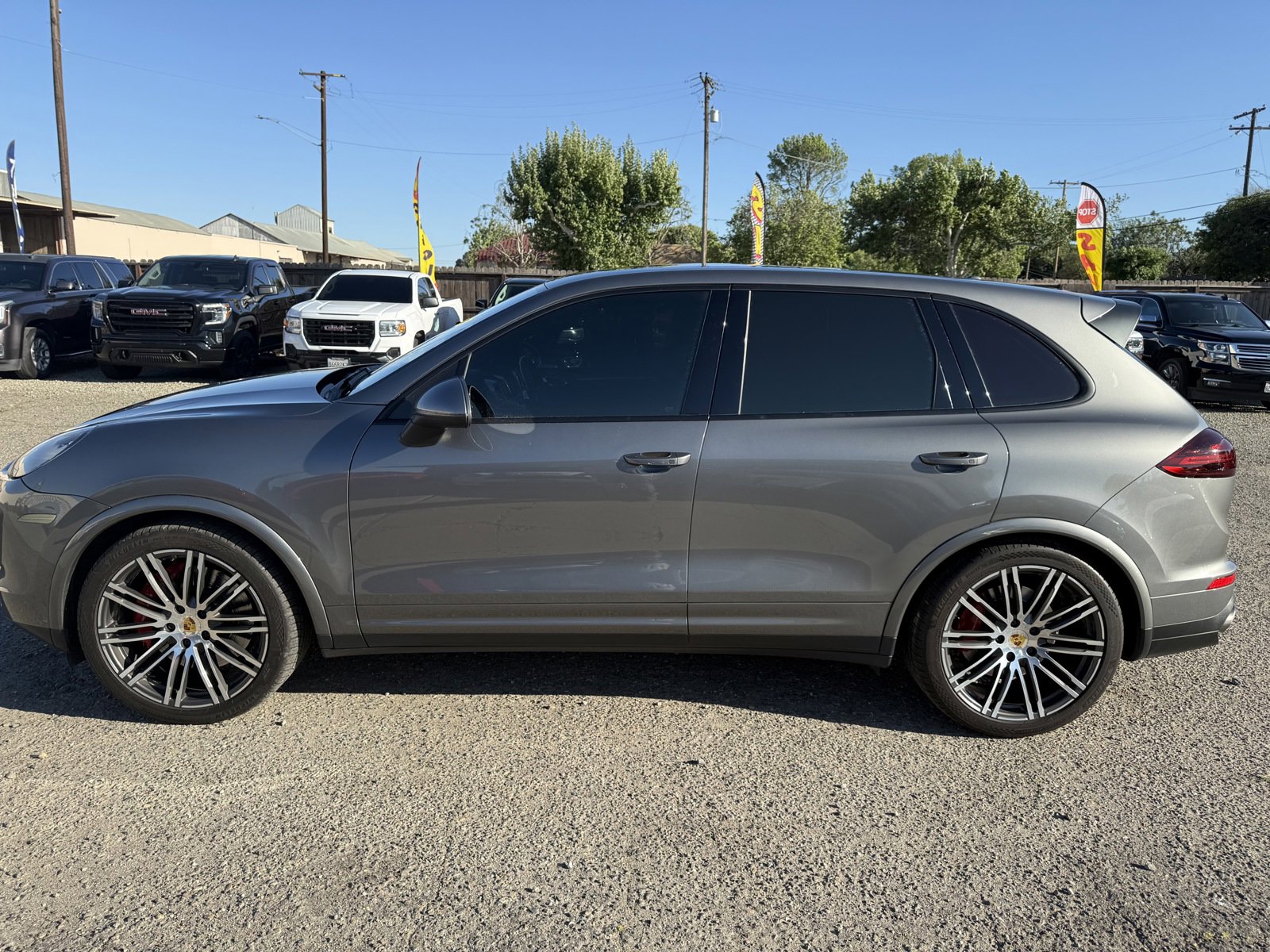 Used 2016 Porsche Cayenne Turbo S image 8
