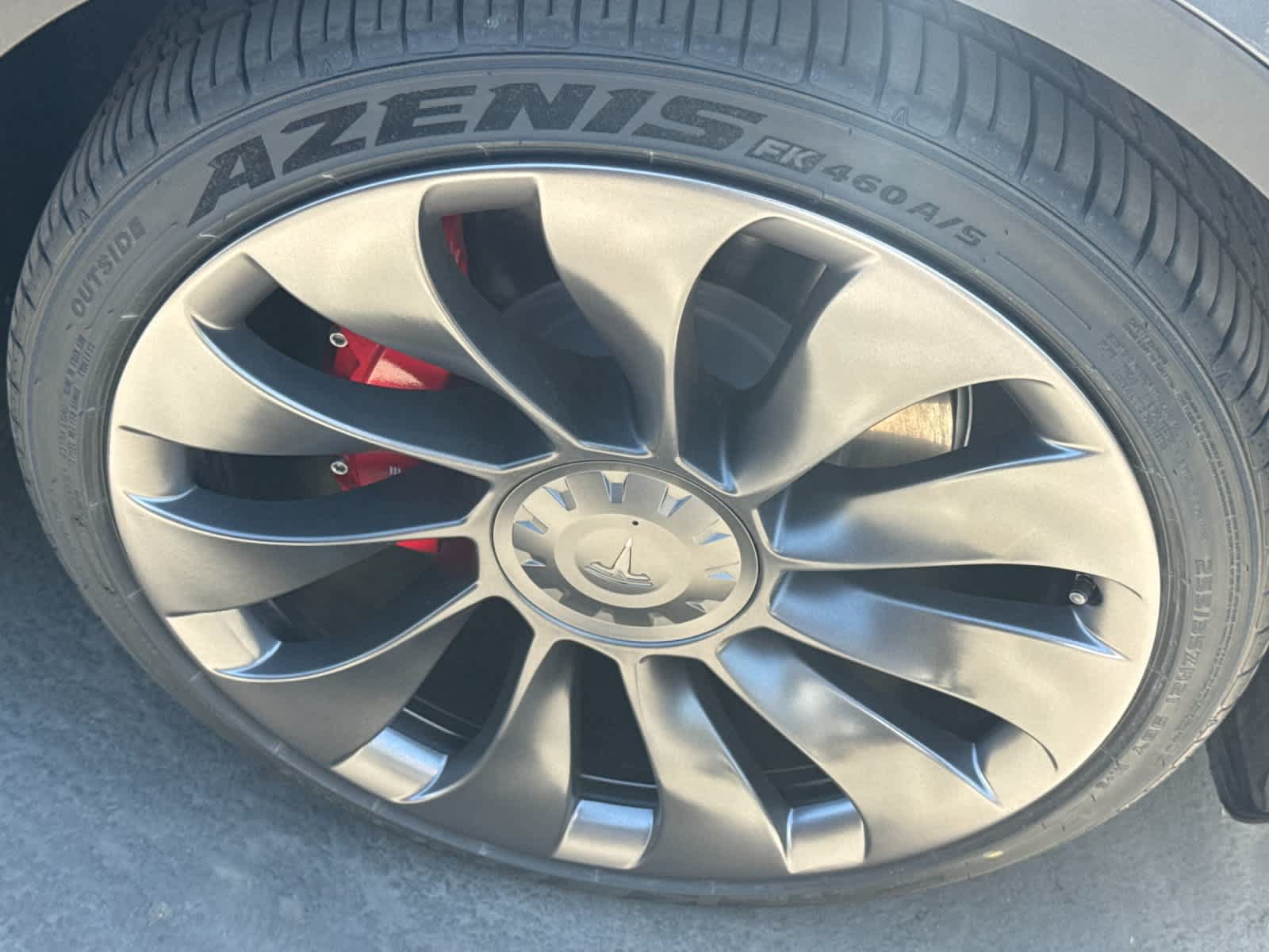 Used 2022 Tesla Model Y Performance AWD/4WD image 13
